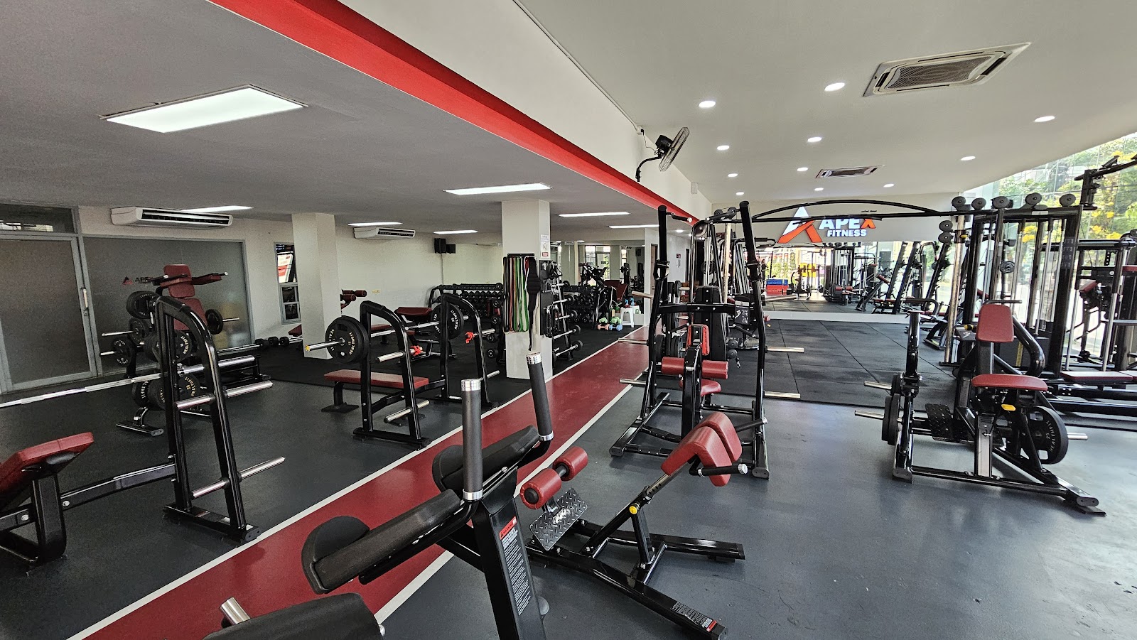 Apex Fitness Chiangmai - ฟิตเนสย่านสถานีรถไฟเชียงใหม่