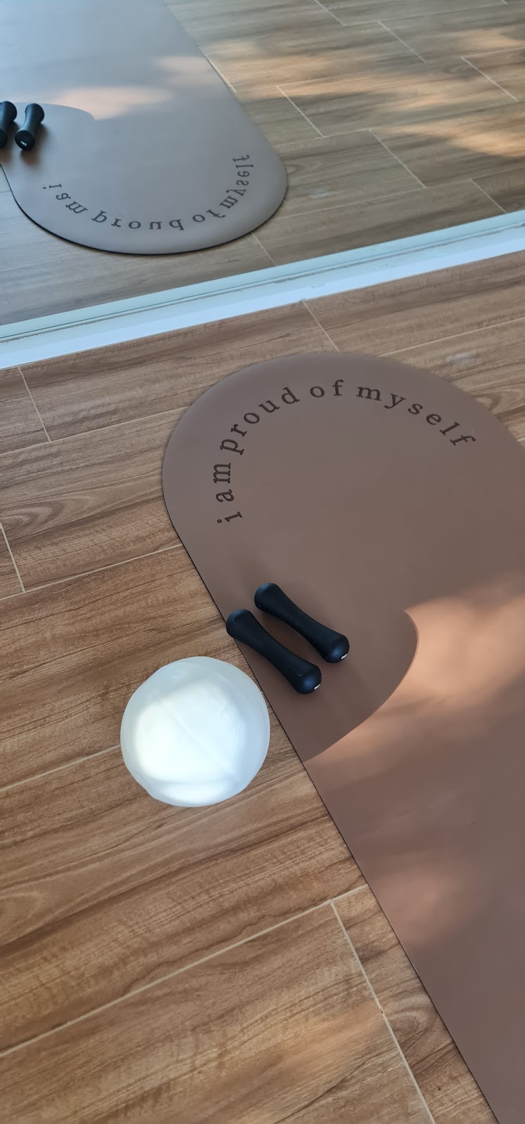 Beehive studio Aerial yoga & Pilates photo 10