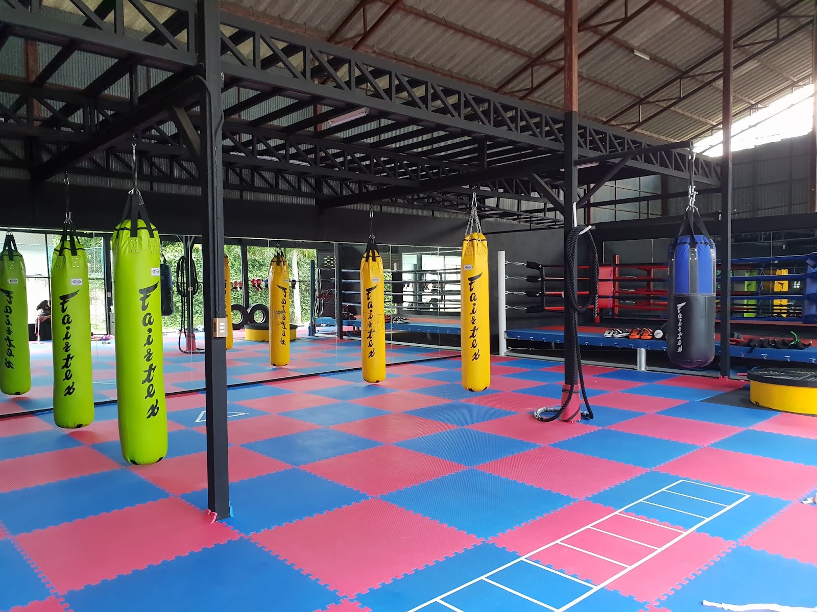 Champions GYM Chiangmai