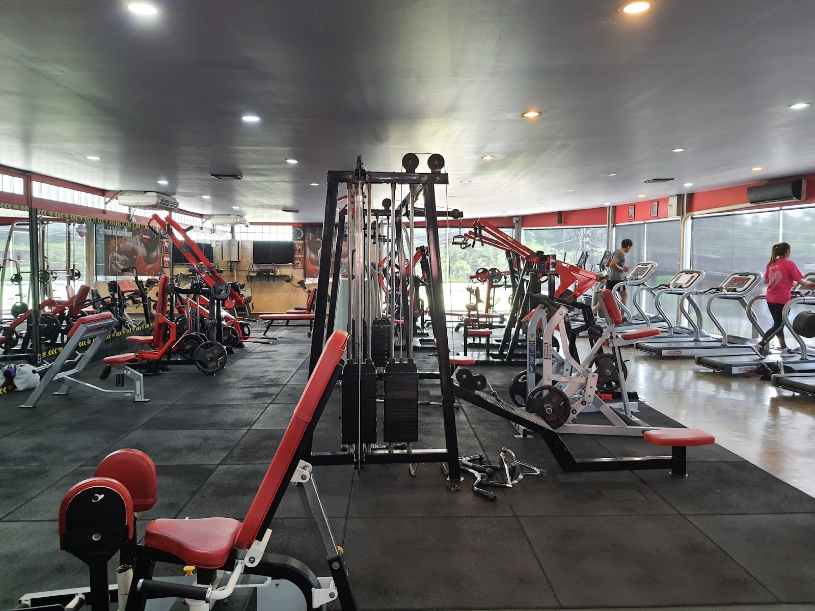 CNX GYM - Monster Top Garage