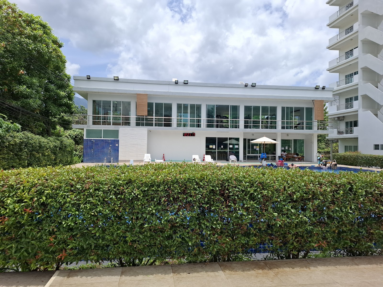 Greenhill swimming pool photo 7