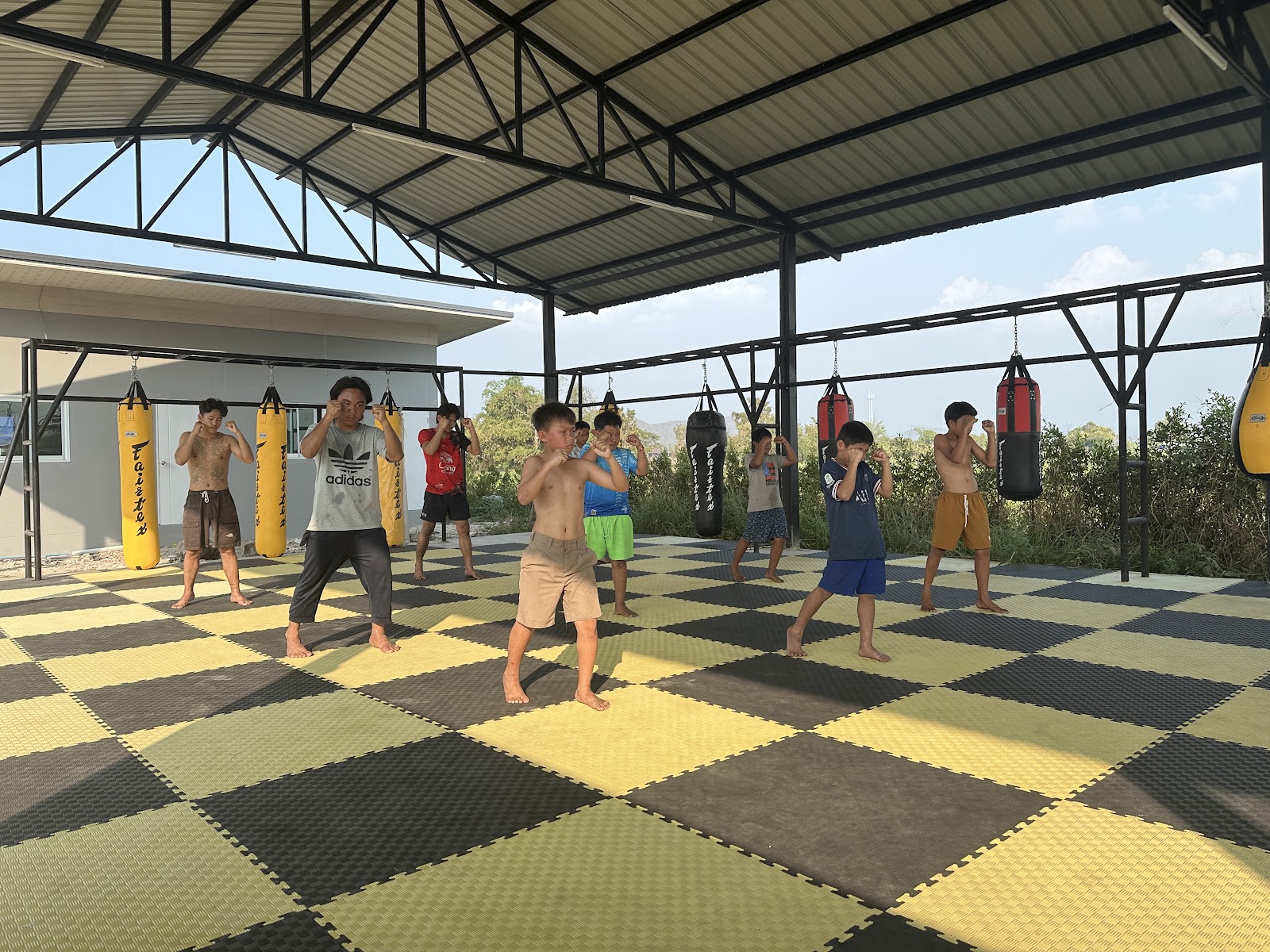 Loong Muay Thai Gym photo 2