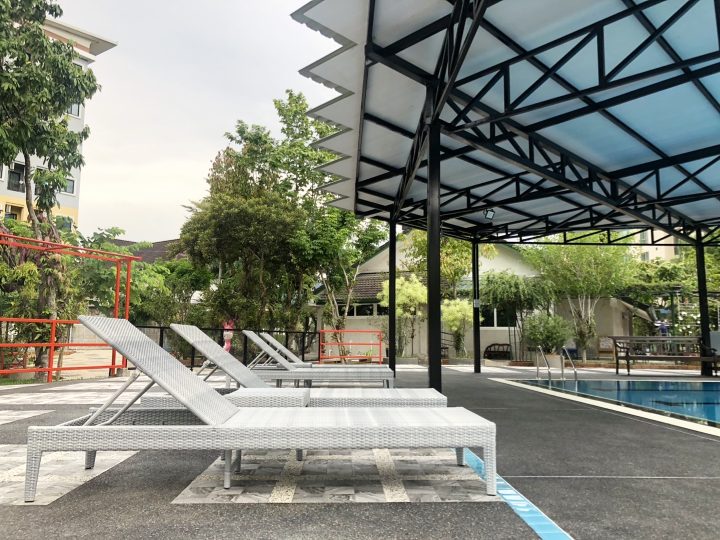 Looper Swimming Pool photo 5