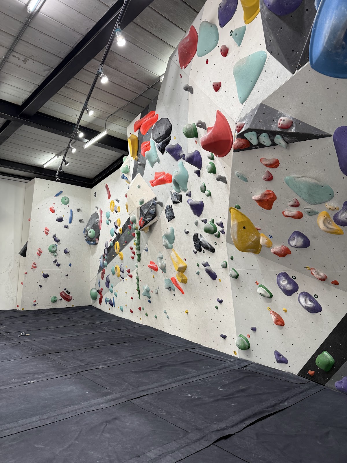 Main Wall Climbing Gym photo 7
