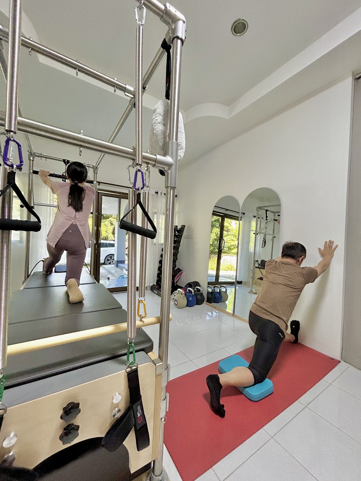 PhysioX คลินิกกายภาพบำบัด พิลาทิสเพื่อบำบัดและออกกำลังกาย, GYROTONIC® (Pilates and Physiotherapy, Chiang Mai)