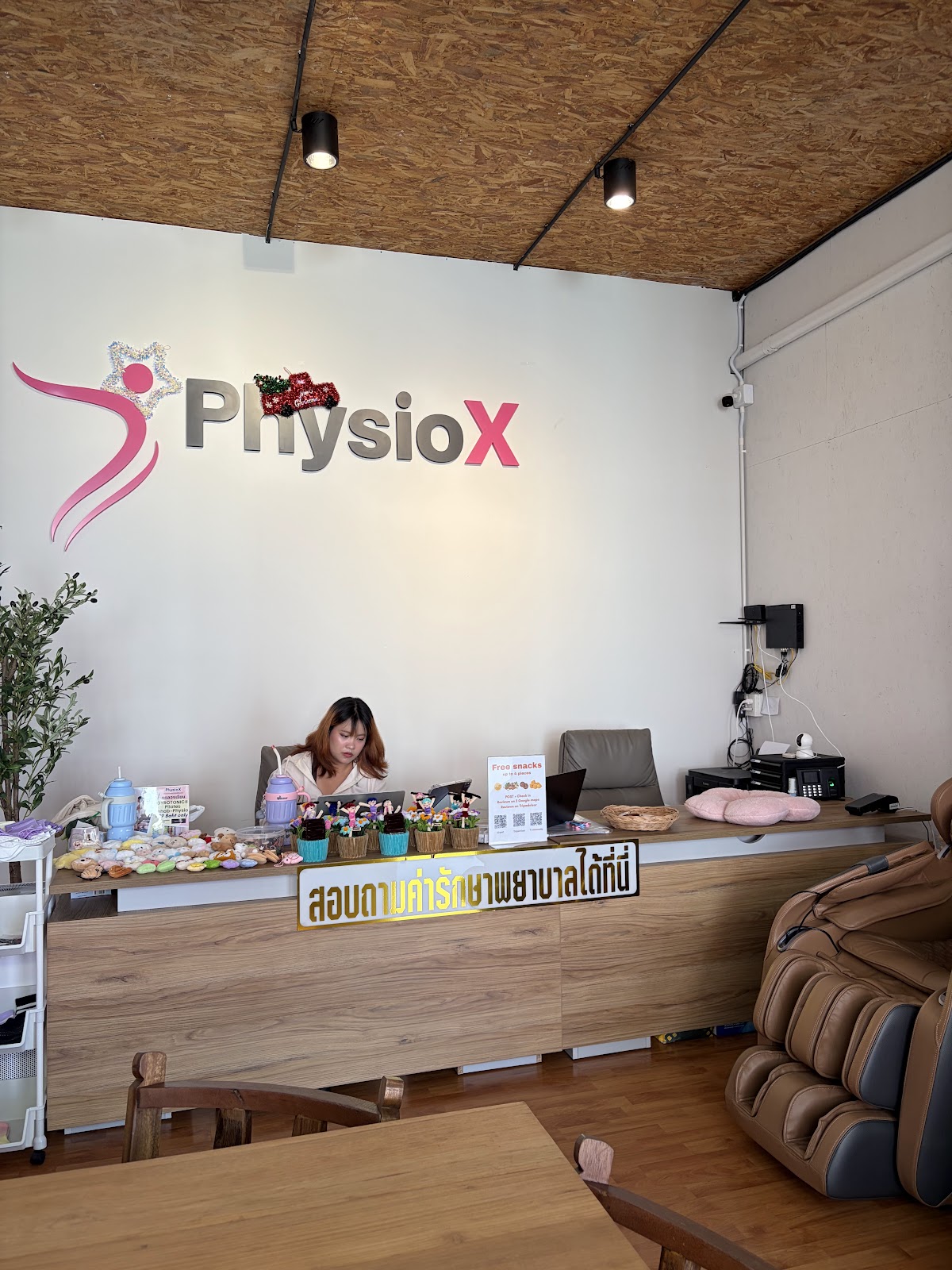 PhysioX (Pilates, GYROTONIC®, Physiotherapy), V community branch, Chiang Mai photo 3