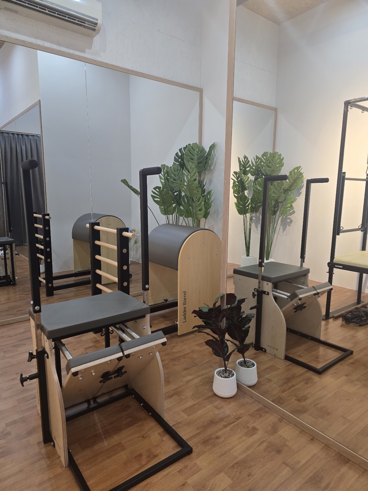 PhysioX (Pilates, GYROTONIC®, Physiotherapy), V community branch, Chiang Mai photo 6