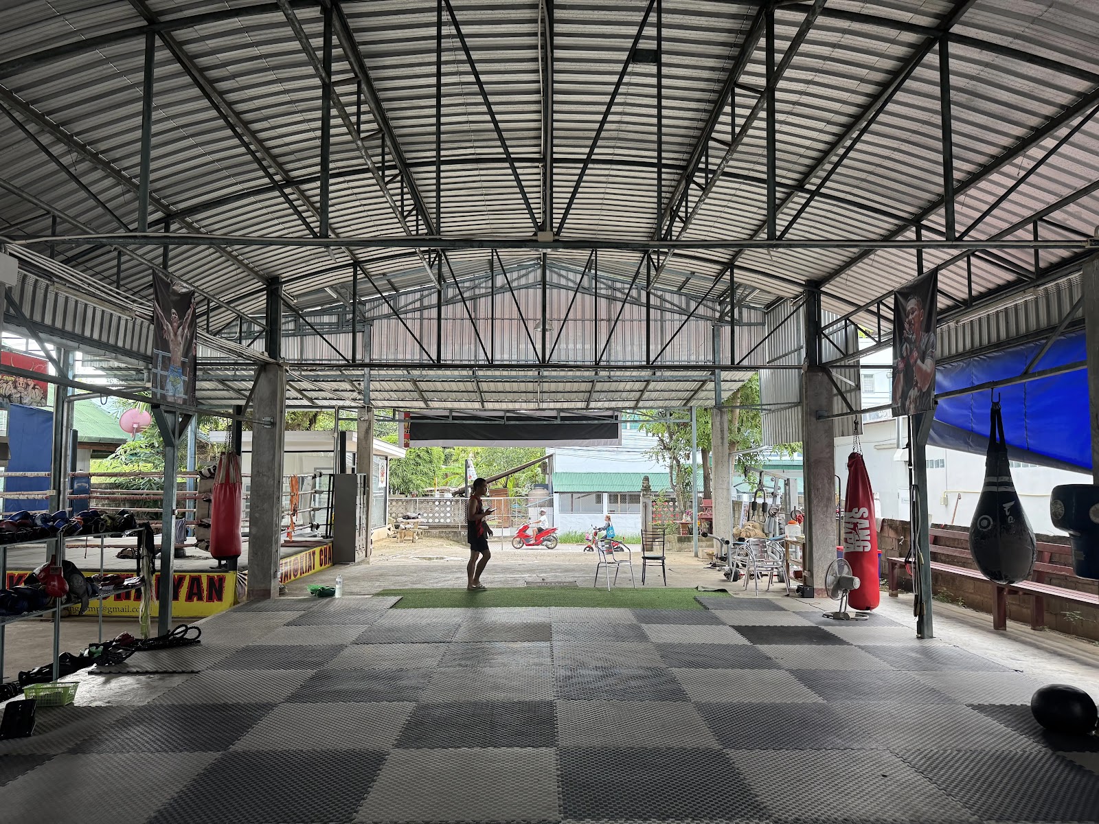 Rambong Muay Thai Gym - Chiang Mai