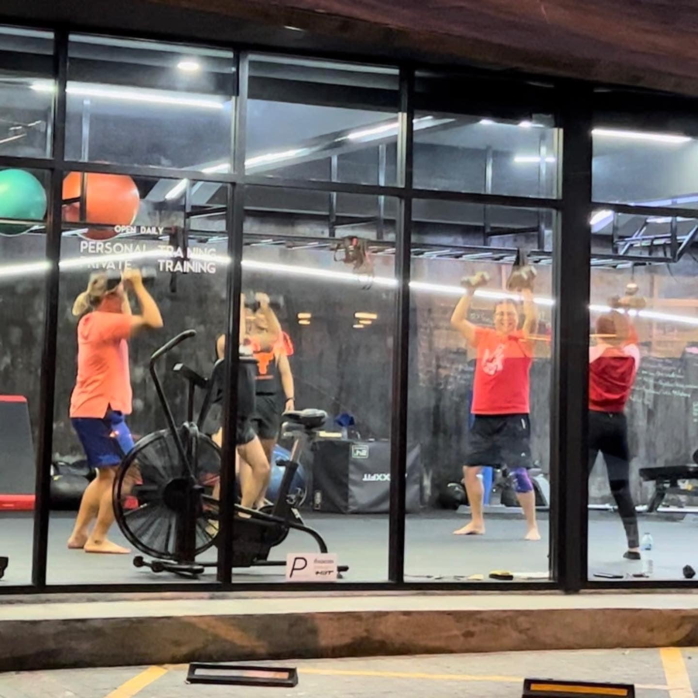 The HIIT ฟิตเนส เทรนเนอร์ส่วนตัว เชียงใหม่