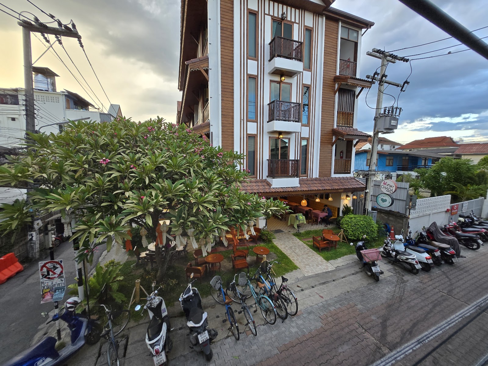 Yoga Pretzel Chiang Mai photo 8